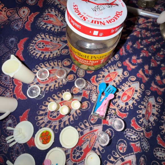 VTG Colorful Dollhouse Kitchen Set - Picture 6 of 9